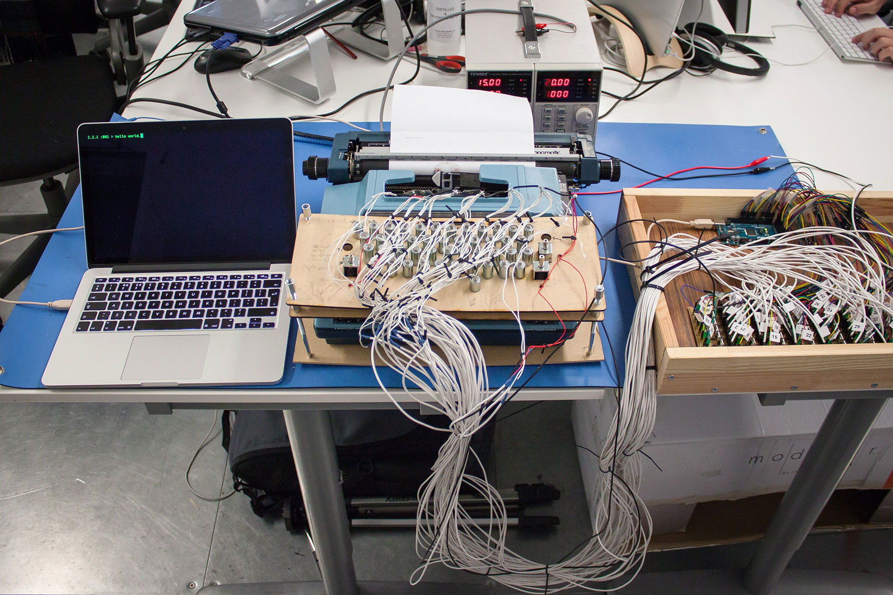 Twitter-powered typewriter for #WordByWord